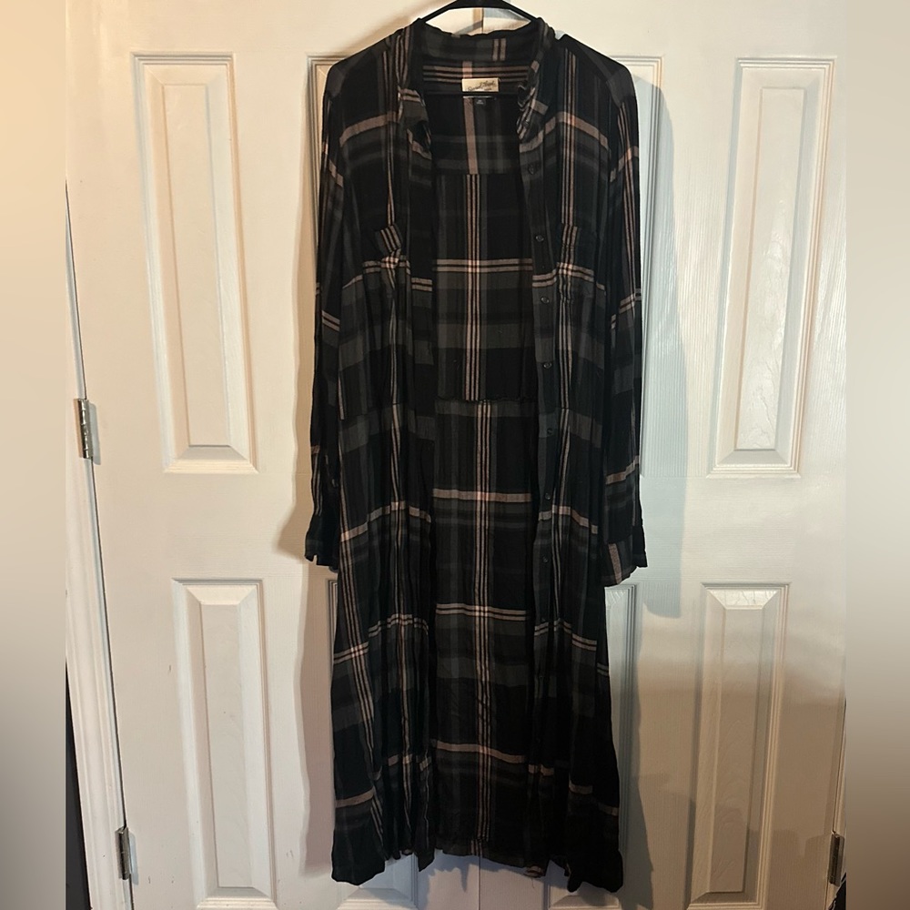 Universal Thread Plaid Button Up